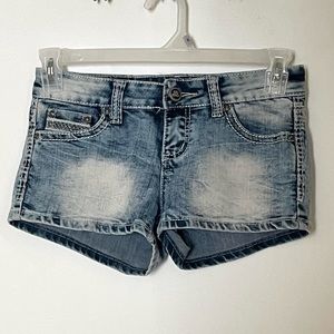 Soundgirl Women’s Jeans-Short